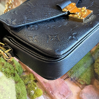 LOUIS VUITTON Métis Black Monogram Empreinte Leather Shoulder Bag