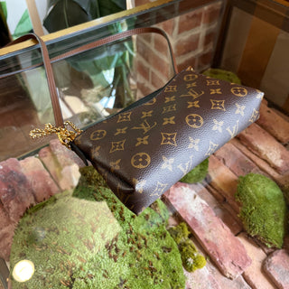 LOUIS VUITTON Pallas Monogram Noir Canvas Clutch Crossbody Bag