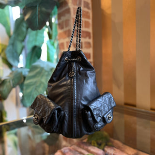 chanel mini backpack is back Phone Holder with Chain Light Pink Caviar Light G Chanel Mini Classic Backpack(s) :