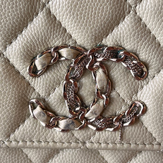 CHANEL Mint Green Quilted CC Wallet On Chain