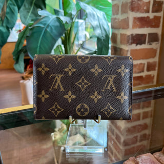 LOUIS VUITTON Sarah Compact Monogram Wallet