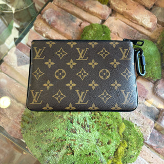 LOUIS VUITTON Monogram Logo Story Zipped Pouch
