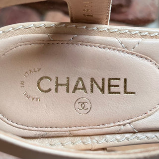 CHANEL Quilted CC Beige Lambskin Leather Sandals SZ 35 (US 5)