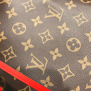 LOUIS VUITTON NeoNoe MM Red Monogram Canvas Bucket Bag