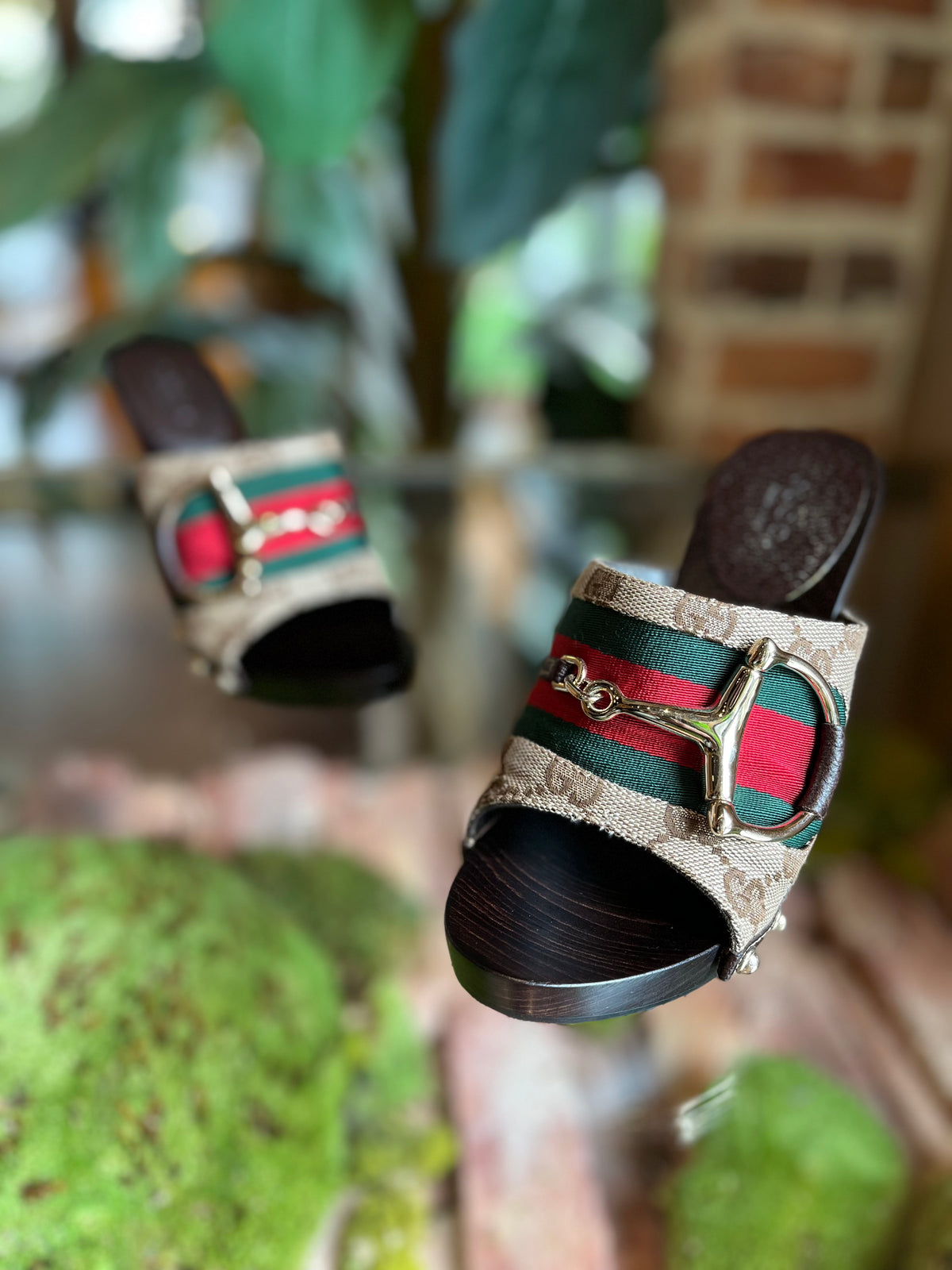 Gucci Canvas Green &amp; Red Horsebit Mules Size 5