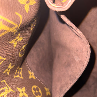 LOUIS VUITTON Monogram Pochette Métis