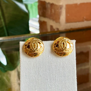 CHANEL Vintage Gold-Tone Brass CC Clip On Earrings