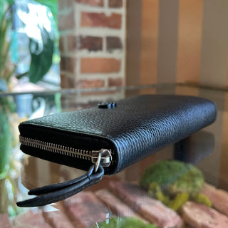 GUCCI Black Leather Marmont Zip Around Wallet