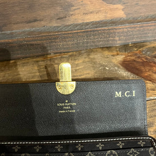LOUIS VUITTON Sarah Fusain Monogram Idylle Canvas Wallet