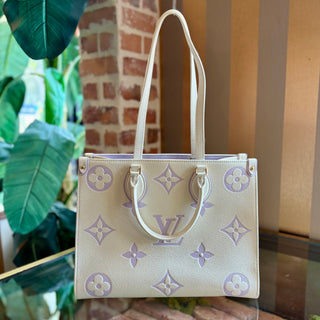 LOUIS VUITTON Monogram Giant OnTheGo MM Latte Bubble Tea