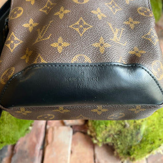 LOUIS VUITTON Avenue Macassar Sling Monogram Canvas Crossbody