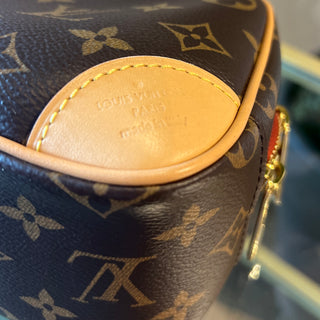 LOUIS VUITTON Mini Deauville Monogram