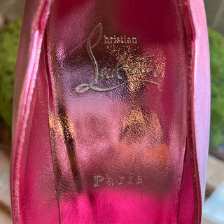 LOUBOUTIN Hot Chick Pink Metallic Leather Heels SZ 38.5 (US 8.5)