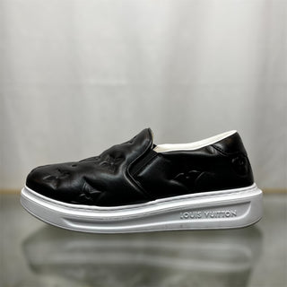 LOUIS VUITTON Beverly Hills Black Monogram-Debossed Leather MENS Slip On Sneakers SZ6.5(7.5US)