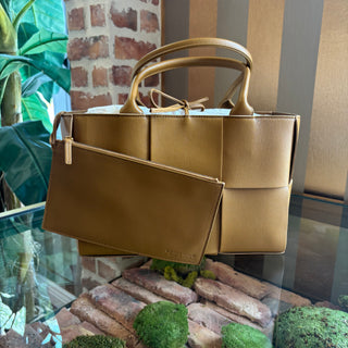 BOTTEGA VENETA Brown Circo Tote