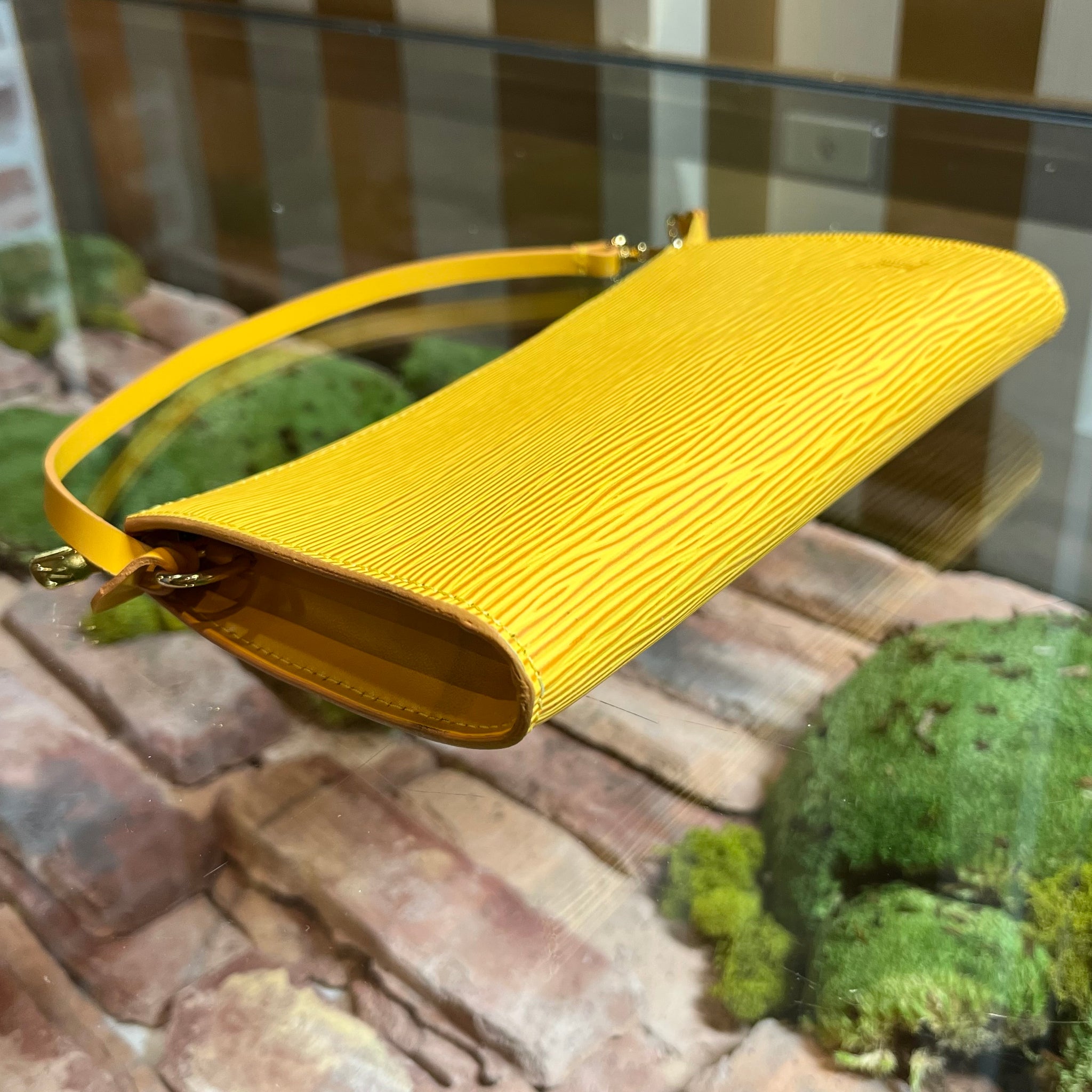 Louis Vuitton Yellow EPI Leather Pochette