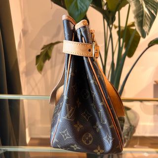 LOUIS VUITTON Monogram Batignolles Horizontal Tote