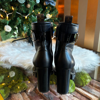 LOUIS VUITTON Black Star Trail Buckle Ankle Boots 36