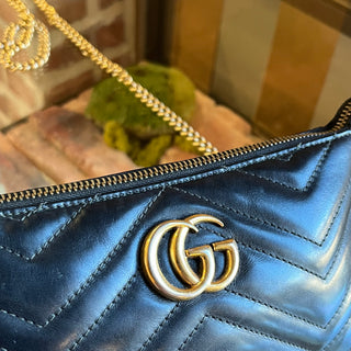 GUCCI Marmont Black Chevron Quilt Crossbody Chain Bag