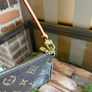 LOUIS VUITTON Pochette Accessories Vintage Brown Monogram Canvas Shoulder Bag