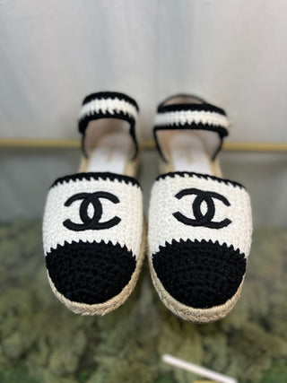 CHANEL Braided Crochet Black-White Embroidery Espadrilles SZ 40