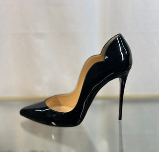 CHRISTIAN LOUBOUTIN Black Patent Leather Hot Chick Pumps Sz 40