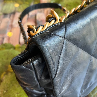 CHANEL 19 Medium Black Quilted Goatskin Shoulder Bag