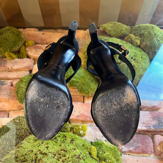 LOUIS VUITTON Suede V Logo Platform Sandals SZ 37 (US 7)