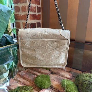 SAINT LAURENT Off White Matelasse Niki Wallet On Chain