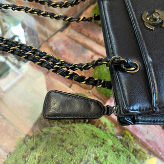 CHANEL Black Vintage Chain Leather Tote Bag