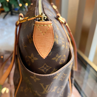 LOUIS VUITTON Totally Monogram Canvas Tote Bag