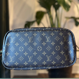 LOUIS VUITTON Monogram Neverfull MM