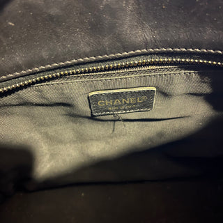 CHANEL Black Lambskin Chocolate Bar Vintage Tote Bag