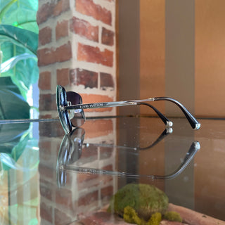LOUIS VUITTON Z0308U Lily Metal Square Sunglasses