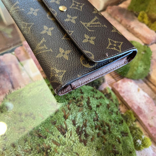 LOUIS VUITTON Sarah Brown Monogram Canvas Vintage Wallet