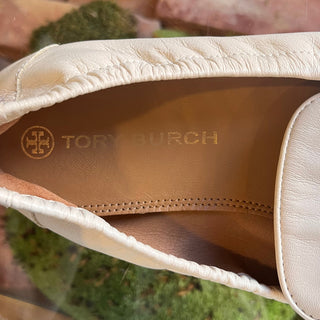 TORY BURCH Off White Loafers SZ 8