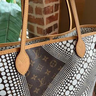 LOUIS VUITTON Neverfull MM Yayoi Kusama Infinity Dots Monogram Canvas Tote