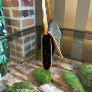 LOUIS VUITTON Vintage Twin GM