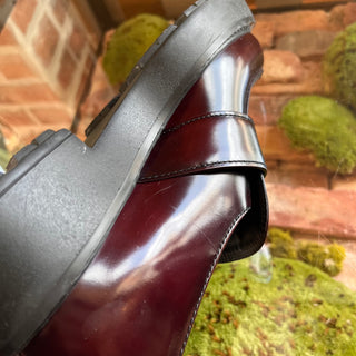 PRADA Burgundy Patent Leather Platform Loafers 38(8US)