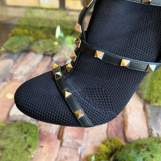 VALENTINO Rockstud Mesh Caged Knit Booties SZ 38(38US)