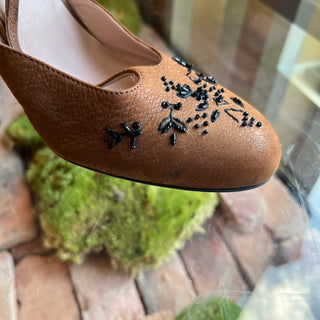 PRADA Brown Floral Beaded T Strap  Crystal Embellished Heels SZ39(9US)