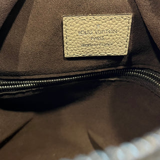 LOUIS VUITTON Babylone Chain BB Galet Monogram Mahina Leather Tote Bag