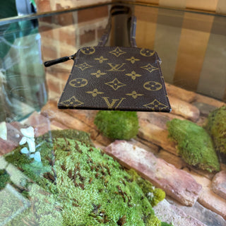 LOUIS VUITTON Vintage Monogram Messenger Bag