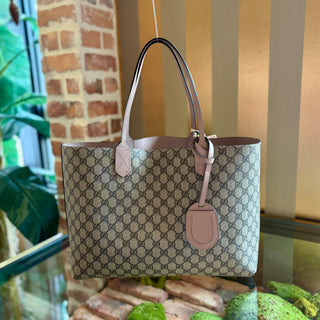 GUCCI Beige GG Supreme Mauve Reversible Tote