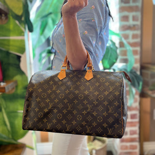 LOUIS VUITTON Speedy 40 Brown Monogram Canvas Vintage Satchel Bag
