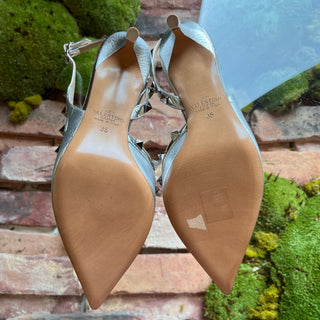 VALENTINO Rockstud Metallic Silver Leather Slingback Heels SZ 35 (US 5)