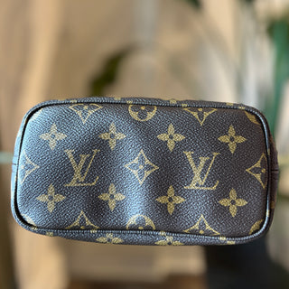 LOUIS VUITTON Neverfull BB Monogram
