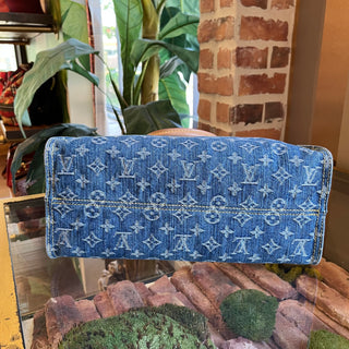LOUIS VUITTON Onthego MM Blue Monogram Denim Tote Bag