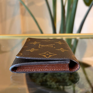LOUIS VUITTON Monogram Canvas Card Holder