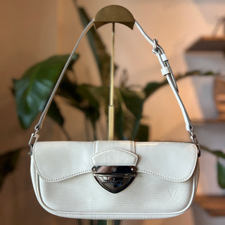 LOUIS VUITTON Epi Pochette Montaigne